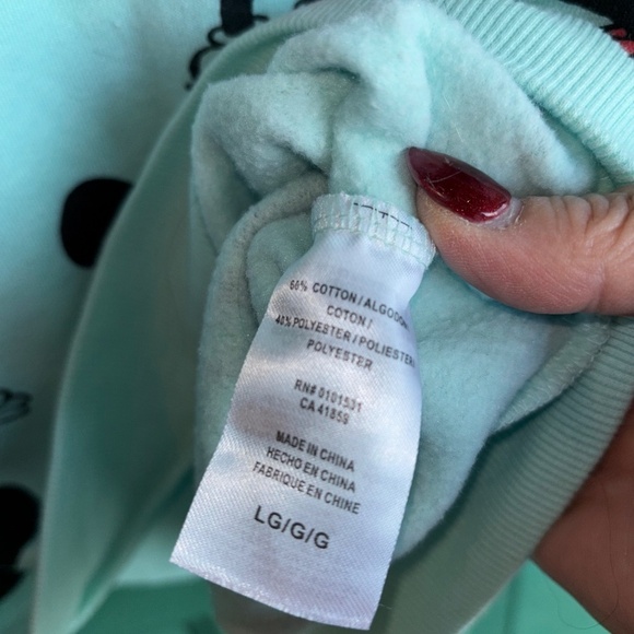 Disney kids large crewneck excellent condition - Picture 5 of 9